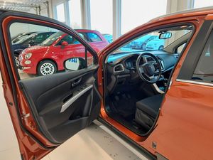 Suzuki S-CROSS bild 8