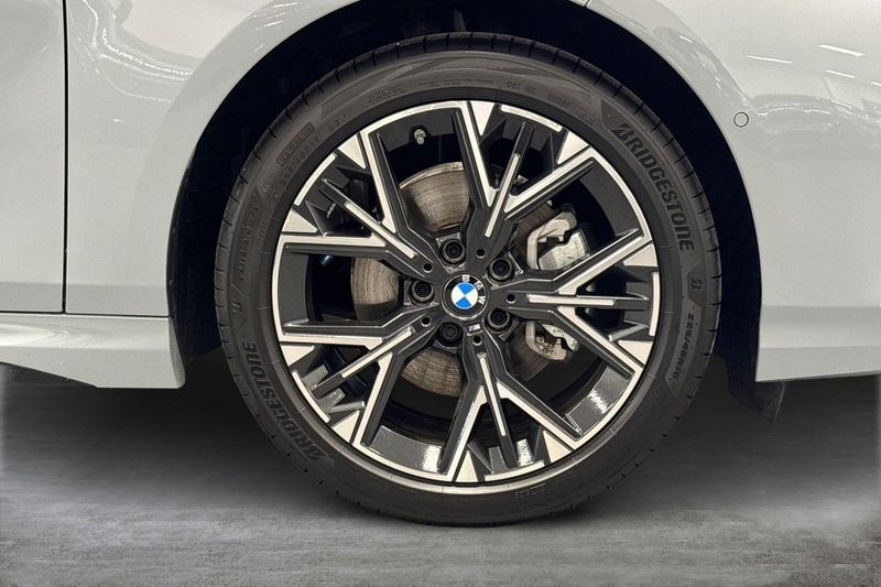 BMW 120 bild 14