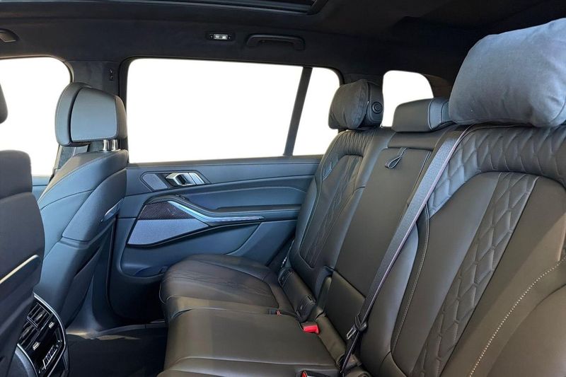BMW X7 bild 12