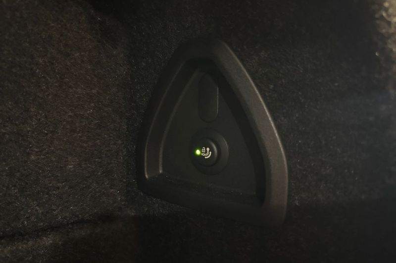 BMW i5 bild 19