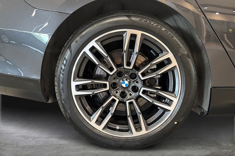 BMW i5 bild 14
