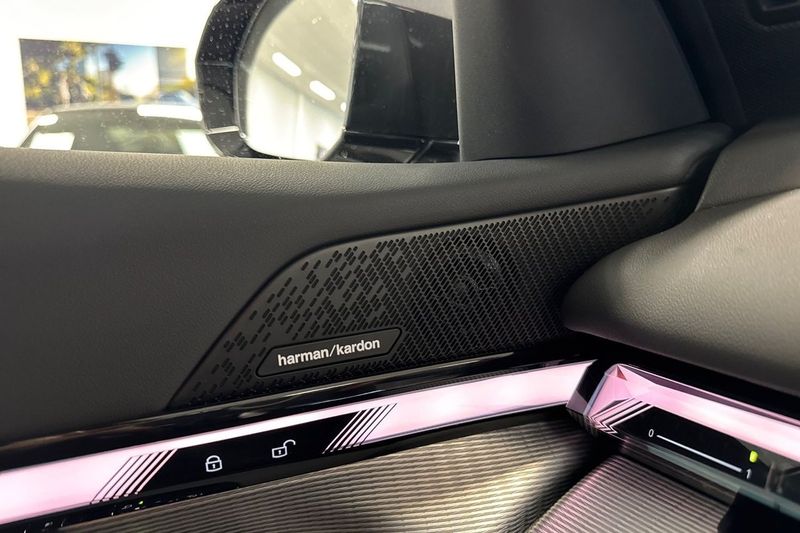 BMW i5 bild 18