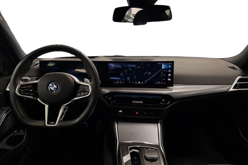 BMW 330 bild 8
