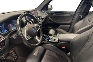 BMW iX3 bild 12