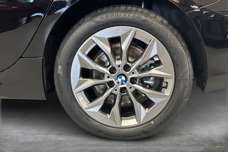 BMW 120 bild 14