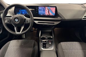 BMW 120 bild 8