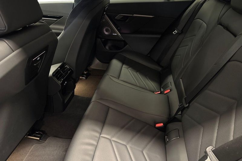 BMW 530 bild 11