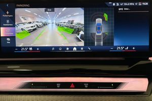 BMW i5 bild 14