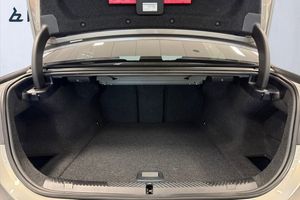 BMW i5 bild 10