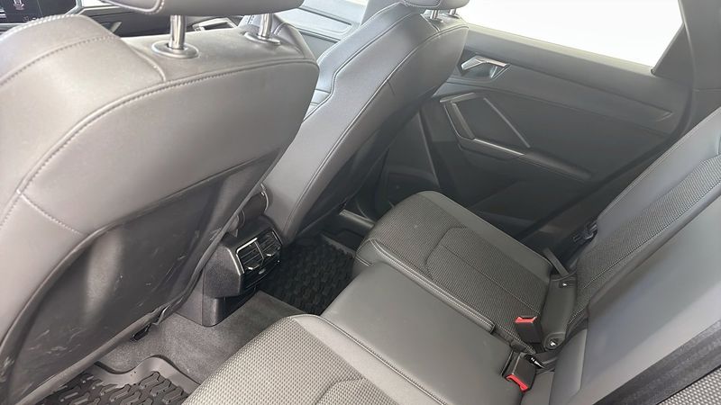 Audi Q3 bild 11