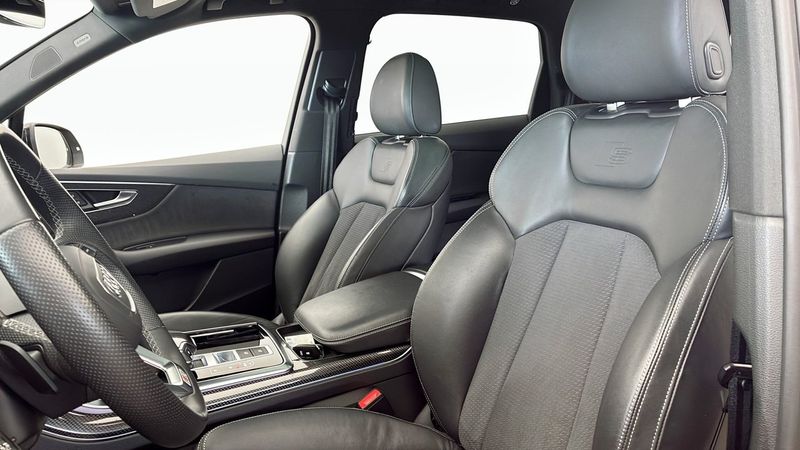 Audi Q7 bild 8