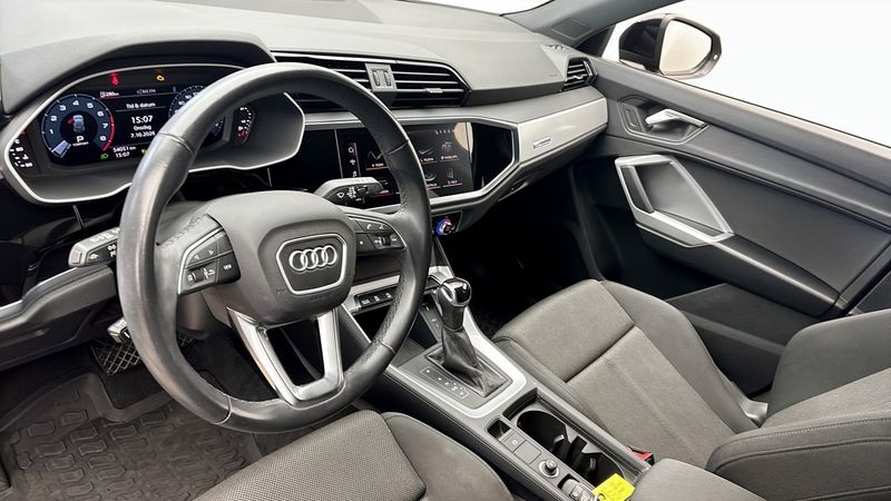 Audi Q3 bild 7