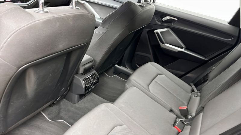 Audi Q3 bild 11
