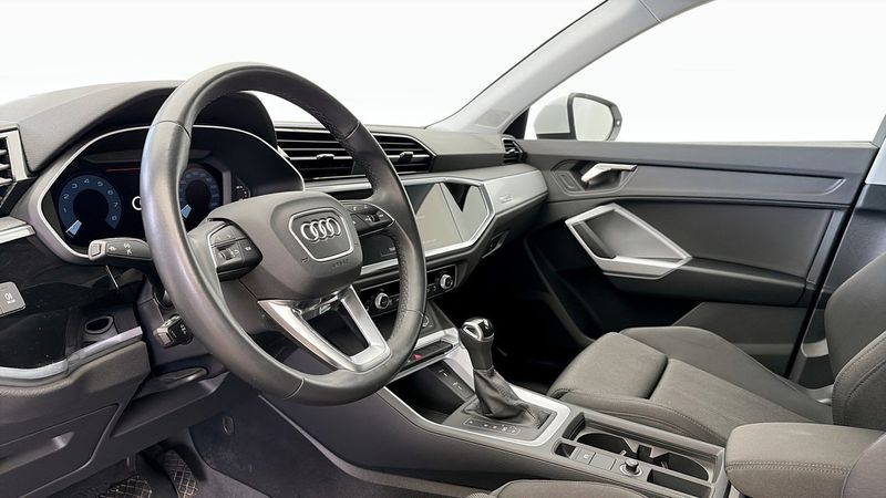 Audi Q3 bild 7