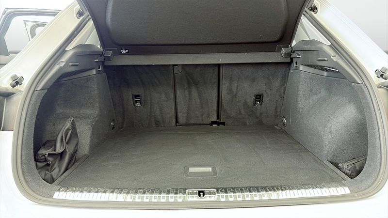 Audi Q3 bild 12