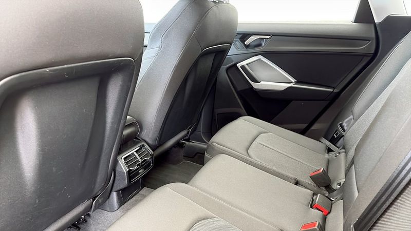Audi Q3 bild 11