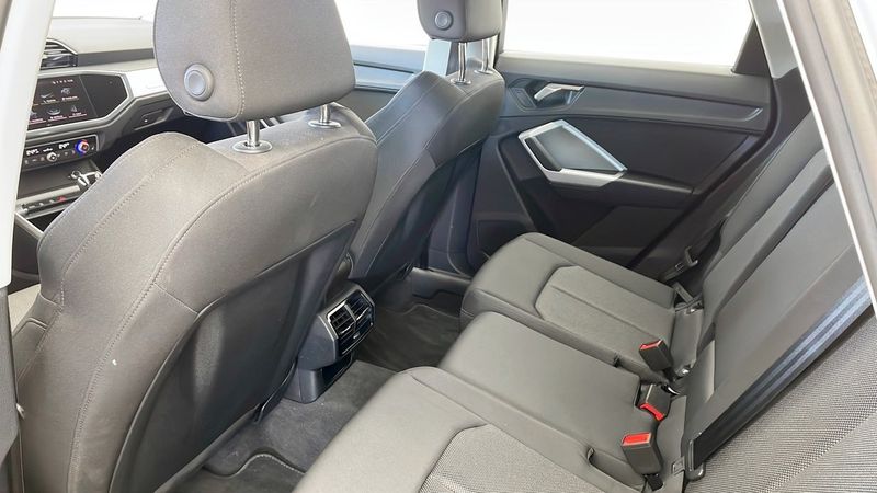 Audi Q3 bild 11