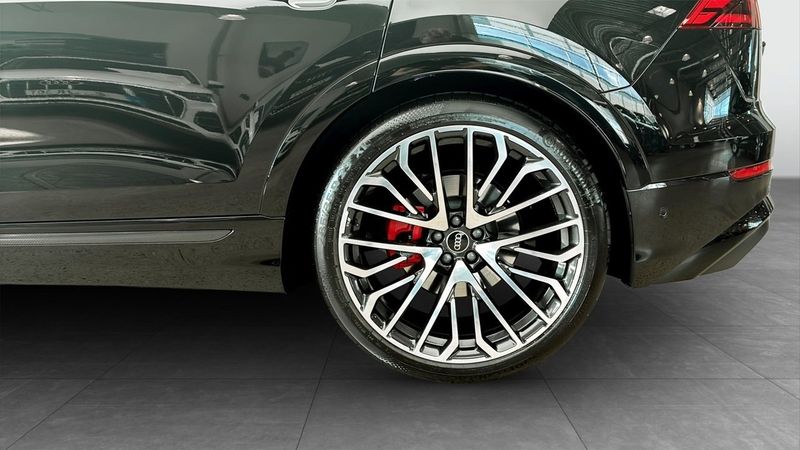Audi Q8 bild 6