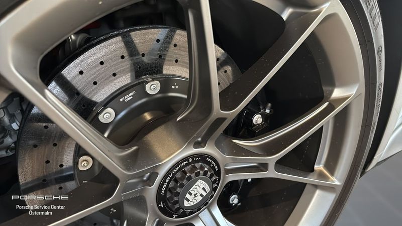 Porsche 992 bild 18