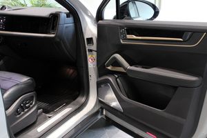Porsche Cayenne bild 12