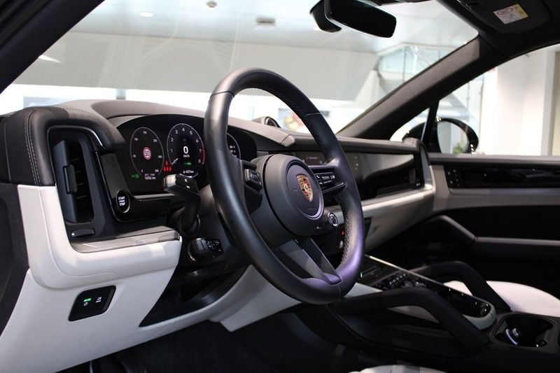 Porsche Cayenne bild 3