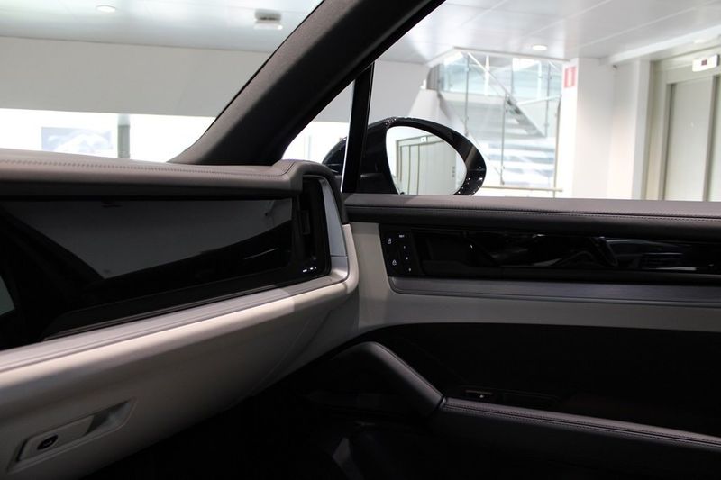 Porsche Cayenne bild 19