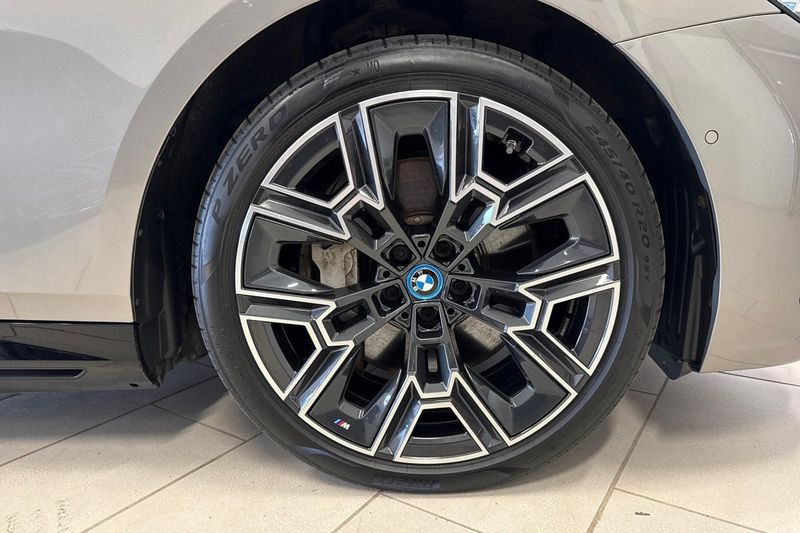 BMW 550 bild 13