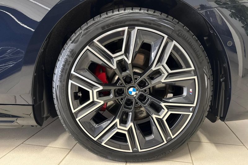 BMW 530 bild 15