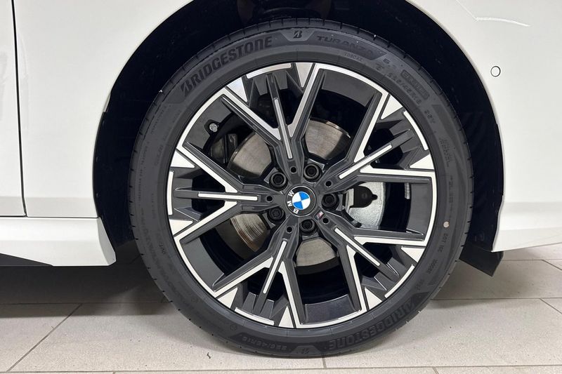 BMW 120 bild 13