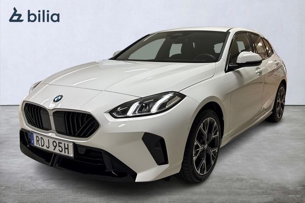 BMW 120 M Sport / Backkamera / Sportstolar / Navi / 18 Tum - 2026