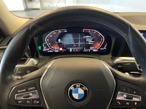 BMW 320 bild 9