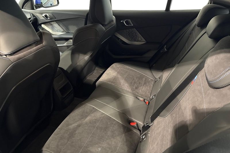 BMW 120 bild 14