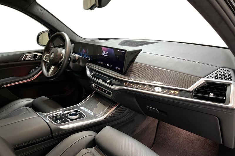 BMW X7 bild 9