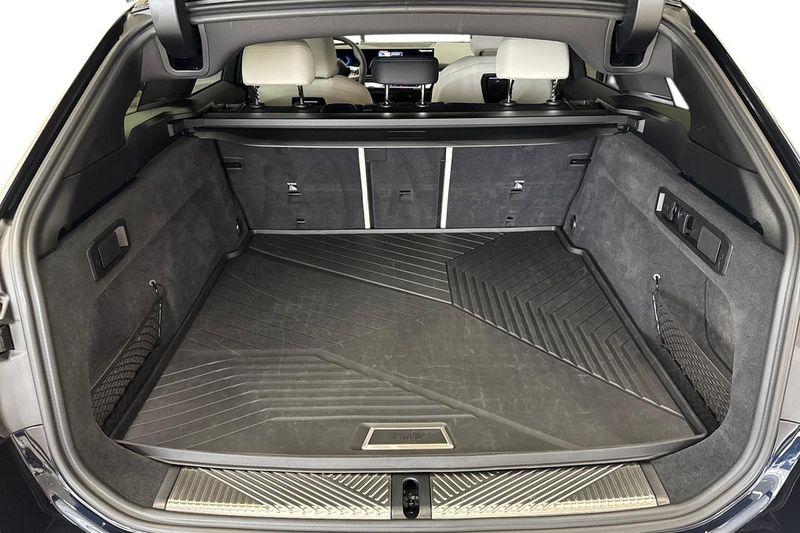 BMW 530 bild 12