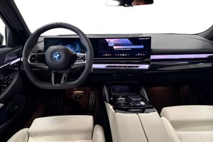 BMW 530 bild 8