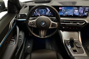 BMW i4 bild 9