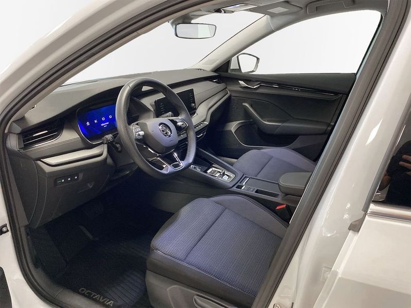 Skoda Octavia bild 7