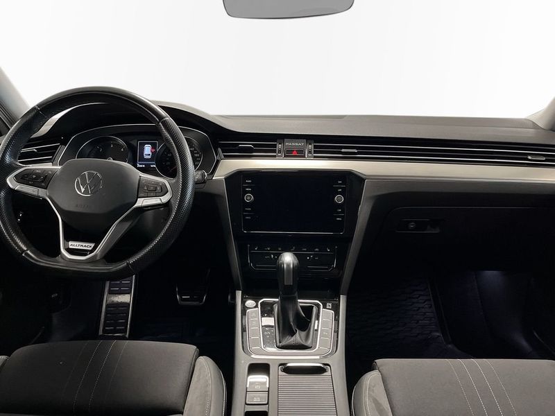 Volkswagen Passat bild 10