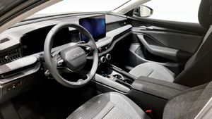 Skoda Superb bild 8