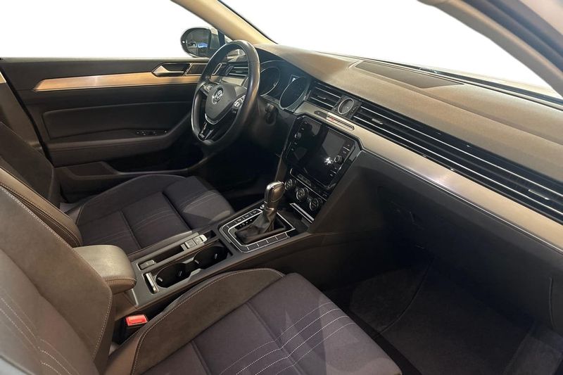 Volkswagen Passat bild 7