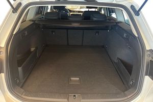 Volkswagen Passat bild 12