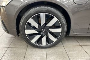 Volvo V90 bild 17