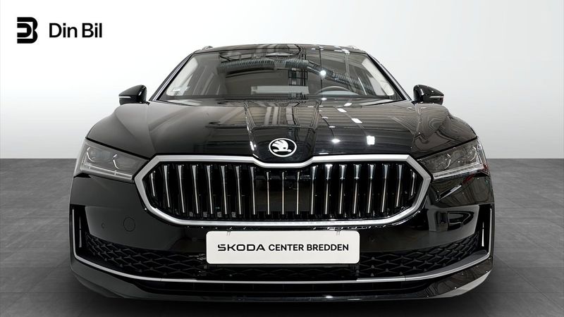 Skoda Superb bild 2