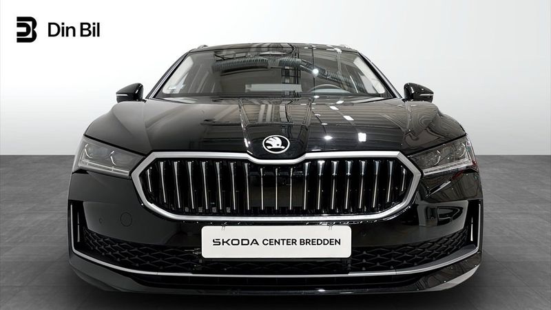 Skoda Superb bild 2