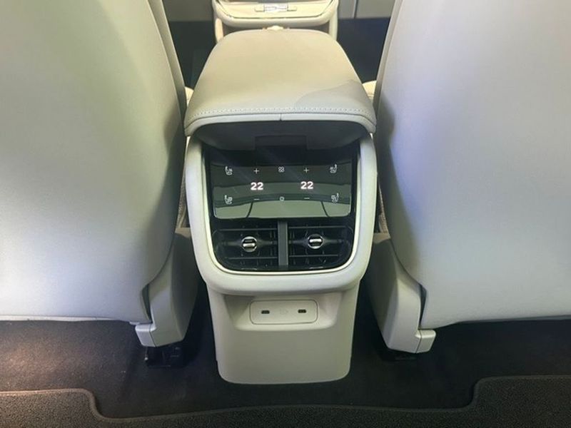 Volvo ES90 bild 8