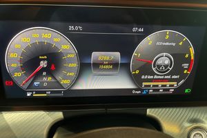 Mercedes E220 bild 16