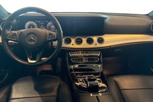 Mercedes E220 bild 10