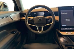 Volvo ES90 bild 12