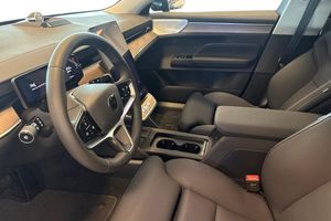 Volvo ES90 bild 15