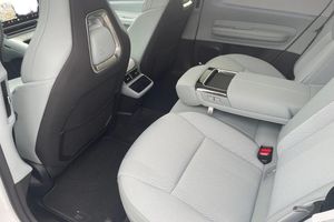 Polestar 4 bild 12